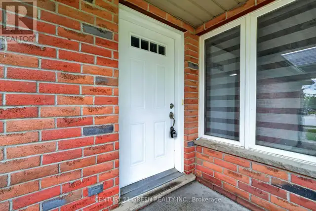 69 BROOKFIELD CRESCENT Kitchener, Ontario in Houses for Sale in Kitchener / Waterloo - Image 10