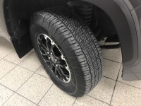 Few trucks balance modern capability and everyday usability as cleanly as a well-sorted full-size pi... (image 8)