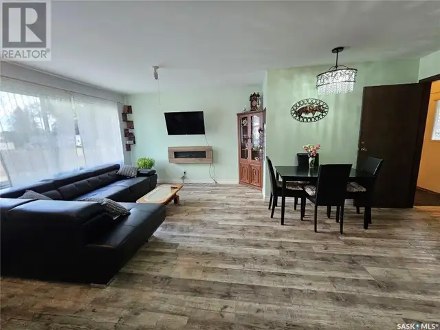 113 1st STREET SW Goodsoil, Saskatchewan63006663752323123