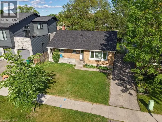245 EIGHTH Avenue Kitchener, Ontario in Houses for Sale in Kitchener / Waterloo - Image 31