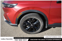 Recent Arrival! 2024 Honda CR-V Hybrid Touring Experience the Honda CR-V Hybrid Touring with only 22... (image 9)