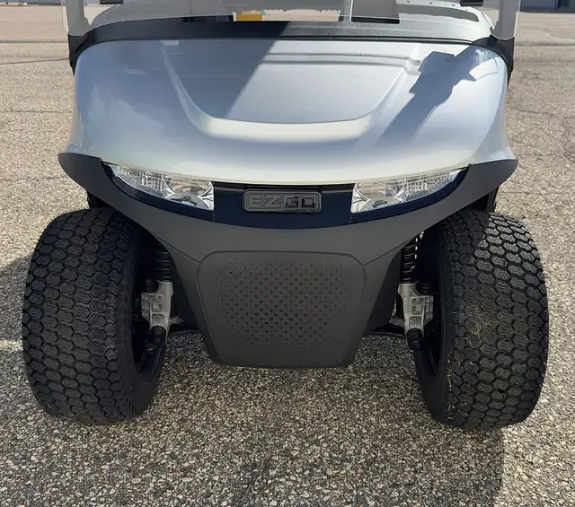 2026 E-Z-GO RXV 2 Valor S EX1-Platinum golf carts in ATVs in Vernon - Image 7