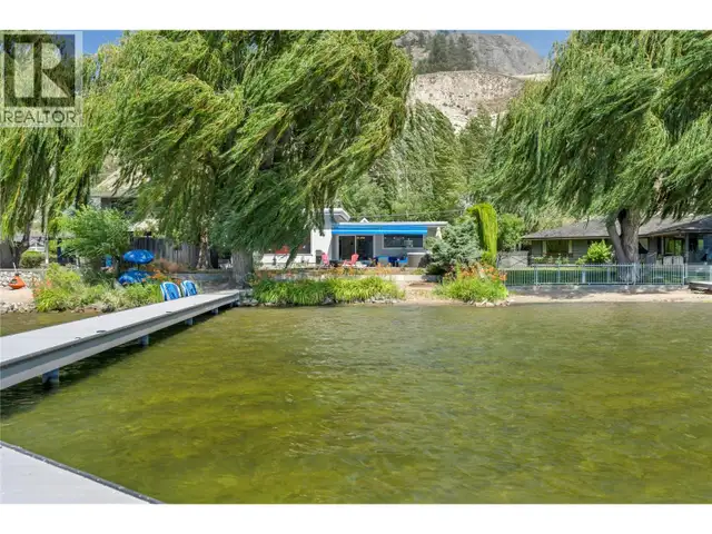 4589 Lakeside Road Penticton, British Columbia in Houses for Sale in Penticton - Image 29