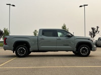 Tow Hitch,Turbocharged,Four Wheel Drive,Automatic Headlights,Privacy Glass,Power Door Locks,Intermit... (image 3)
