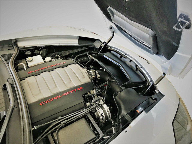 Holley Intech Intake - 2014-19 Chevrolet Corvette Stingray/GS in Engine & Engine Parts in Mississauga / Peel Region - Image 2