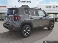 Clean Carfax | One Owner | Like NEW and ULTRA LOW MILEAGE! The 2022 Jeep Renegade Trailhawk in stunn... (image 5)