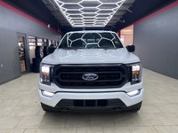 Experience the perfect blend of power and sophistication with the 2022 Ford F-150 XLT, presented in... (image 3)