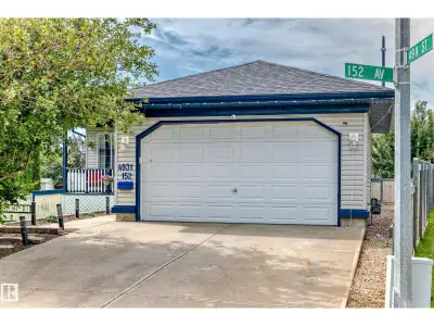 Step inside this beautiful 4 bedroom, 3 bath BUNGALOW in the community of Miller to take in all the...