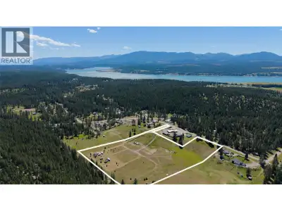 Discover the opportunity to create the lifestyle you've always envisioned on this exceptional 11.46-...