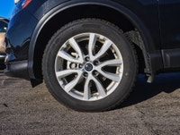 Previously fleet-operated and now available at Leggat Kia, this 2023 Nissan Qashqai SV offers modern... (image 5)