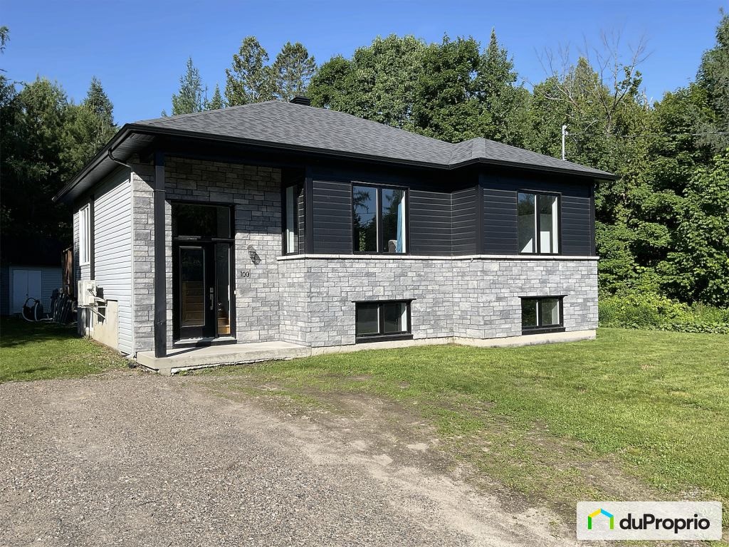 $525,000 - Bungalow for sale in St-Calixte — photo 1