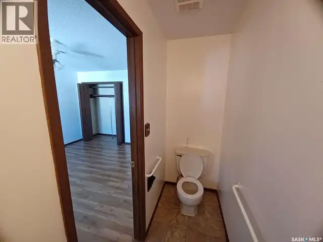 113 5th AVENUE Gravelbourg, Saskatchewan in Houses for Sale in Moose Jaw - Image 21