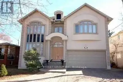 Very Spacious And Private 1 Bedroom Basement Apartment With Separate Entrance. Minute To Earl Haig S...