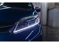 **ACCIDENT FREE - MECHANICALLY CERTIFIED** 33,964 KM This 2019 Toyota Sienna XLE Wheelchair Van is p... (image 4)