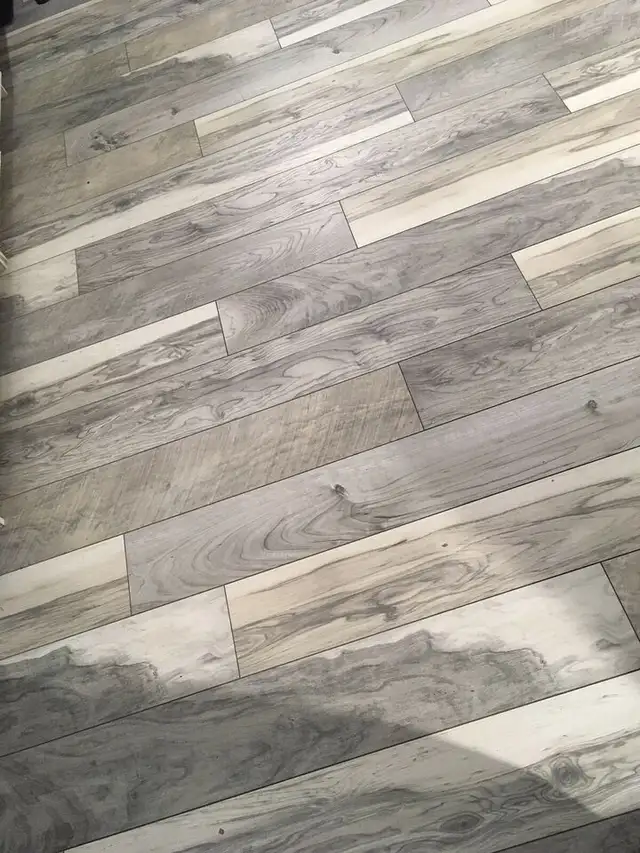 Pose de plancher et RÉNOVATION - Longueuil - 514-820-9219 in Windows, Doors & Trim in Longueuil / South Shore - Image 6