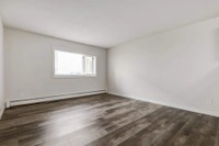 Amenities: Heat & Water Included • Balconies • Air Conditioning Suite & Building: Spacious bachelor,... (image 4)