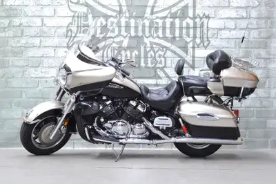 2009 Yamaha Royal Star Venture S for sale! Great bang for the buck in a full fairing touring bike wi...