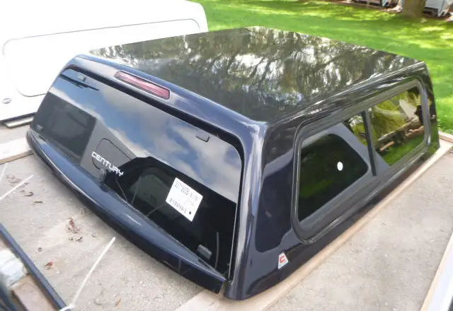 2019 - 2026 Chevrolet Silverado 1500 5'8 G6M Titanium Ultra cap in Other Parts & Accessories in Kitchener / Waterloo - Image 2