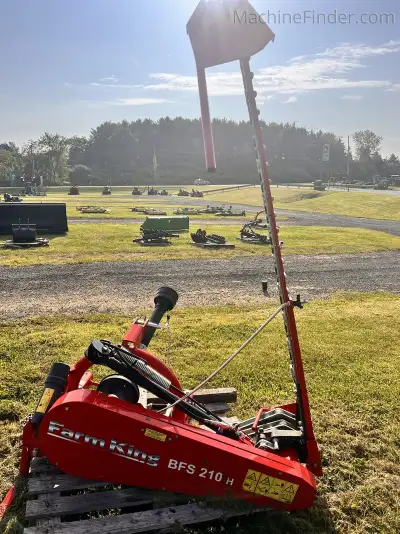 Welcome to Crossroads Equipment 2022 Farm King rb210h SPECIFICATIONS & DETAILS Stock: 1520644 Serial...
