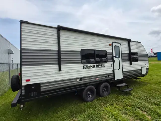 2025 Grand River RV Grand River 25RB in Travel Trailers & Campers in Woodstock - Image 4