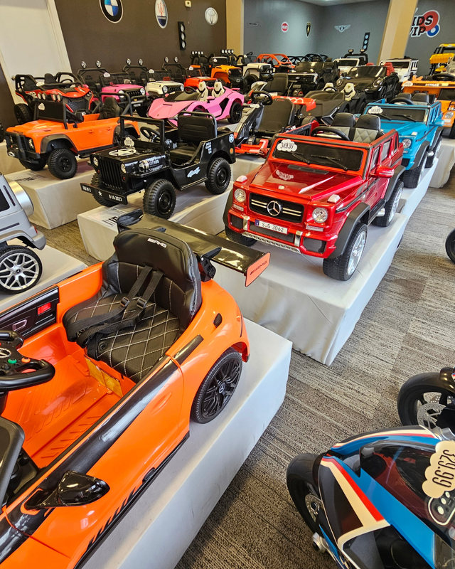 Luxury Kids Ride-On Cars – Rubber Wheels, Leather Seats & Remote in Toys in City of Toronto - Image 3
