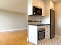 Current Promotions Please view our available units by clicking on the virtual tour below. Call now:... (image 7)