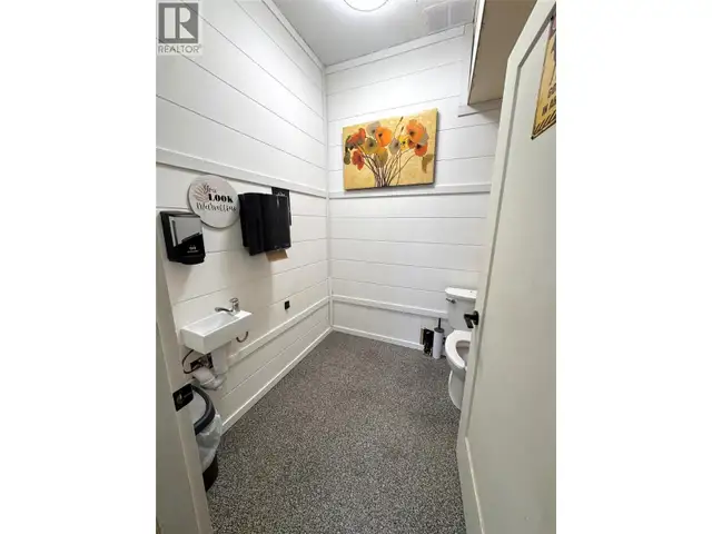444 Main Street Penticton, British Columbia in Commercial & Office Space for Sale in Penticton - Image 17
