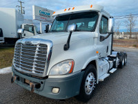 2012 Freightliner Daycab DD15