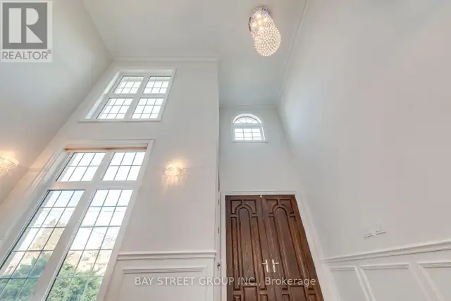 39 Foxwarren Drive Toronto (Bayview Village), Ontario, photo 3 of 4