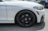 * M Performance Exhaust * Cuir rouge * Régulateur de la température * Climatisation multizone * Radi... (image 9)