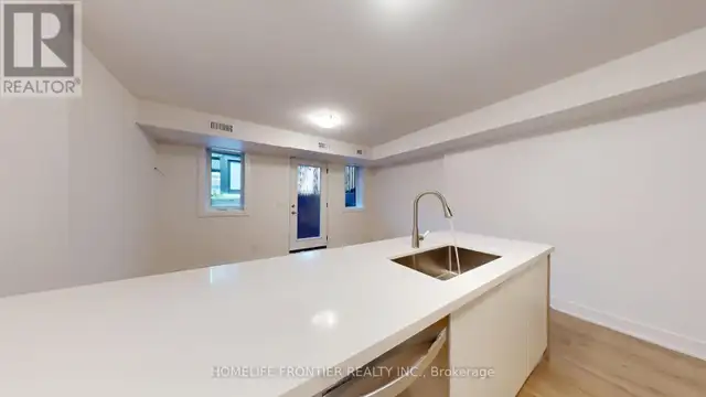 LOWER UNIT (1) - 231 SYMINGTON AVENUE Toronto (Dovercourt-Wallac63006664539395121