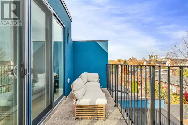 UPPER - 61 EDWIN AVENUE Toronto (Dovercourt-Wallace Emerson-Junc in Long Term Rentals in City of Toronto - Image 37