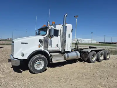 2019 KENWORTH T800 TRI/A TRUCK TRACTOR - Cummins X15 565 6 Cylinder 15 L 565 HP Diesel Engine, Eaten...