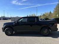 // ACCIDENT FREE!! // The 2024 Ford Maverick LARIAT TREMOR SuperCrew 4.5' Bed AWD is a smart compact... (image 9)