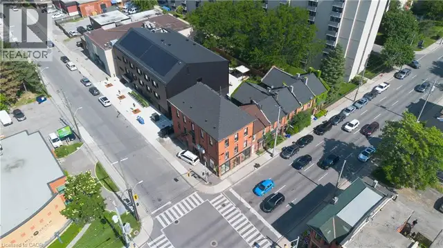 45 WELLINGTON Street N Hamilton, Ontario in Houses for Sale in Kitchener / Waterloo - Image 35