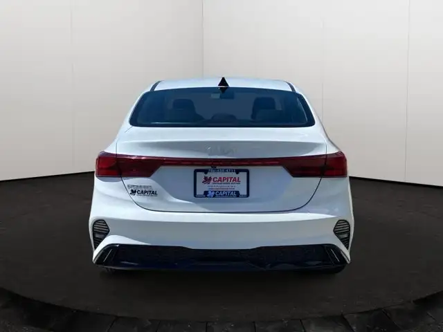 2023 Kia Forte EX | Accident Free Carfax | in Cars & Trucks in Edmonton - Image 6