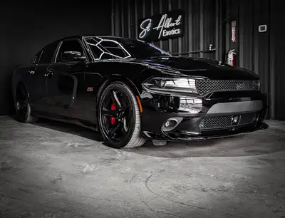 Presenting the 2018 Dodge Charger SRT 392 – Sold by St. Albert Exotics Key Options Heated and ventil...