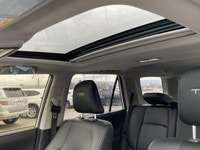 No Accidents - One Owner - Running Boards - Sunroof - Heated Steering Wheel Rugged yet refined, the... (image 6)