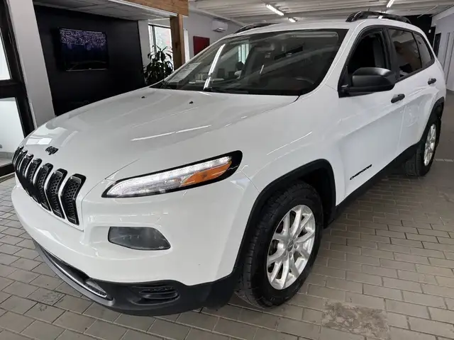 2016 Jeep Cherokee 4WD 4dr Altitude -Ltd Avail- in Cars & Trucks in Longueuil / South Shore - Image 2