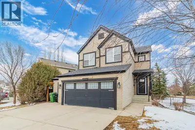 Welcome to this spacious 2-storey home located on a quiet cul-de-sac in the heart of Copperfield, ba...