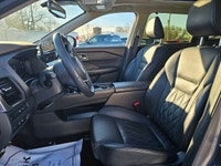 Command the road in this pristine, top-of-the-line 2023 Nissan Rogue AWD Platinum, featuring only 45... (image 7)