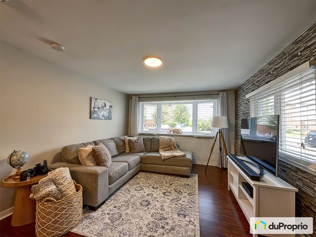 $350,000 - Mobile home for sale in St-Jean-Baptiste — photo 2