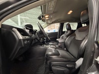 See Dealer Website for Details. Jeep Cherokee Trailhawk - 4wd 2017 (image 9)