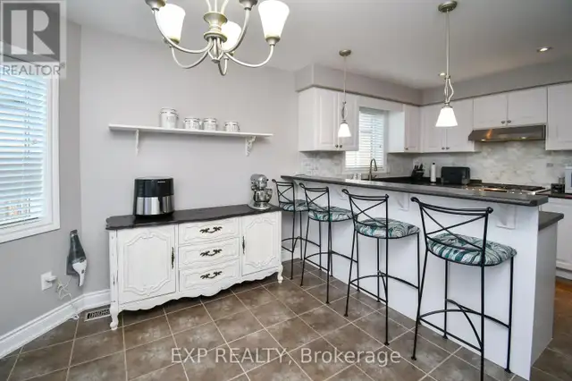 452 GREENWOOD DRIVE Essa (Angus), Ontario in Houses for Sale in Barrie - Image 23