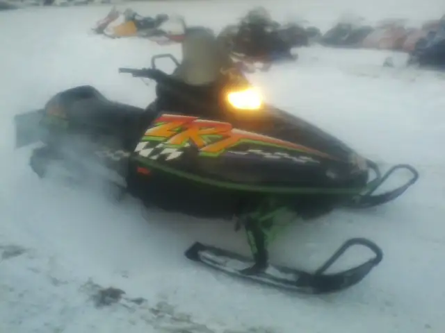 YAMAHA.CAT.TRIPLE'S,XCR440,ICE.FISHING+KIDS.SLEDS.CALL7802409380 in Snowmobiles in Edmonton - Image 7