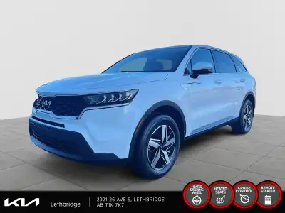 2023 Kia Sorento LX Plus Experience the Kia Sorento LX with only 79669 km on the odometer. Finished...