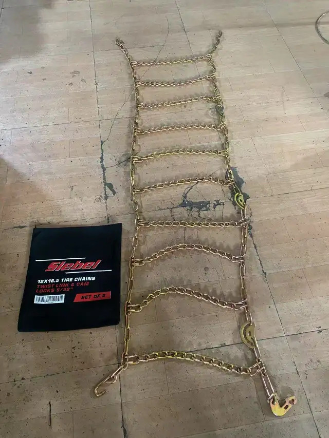NEW SKID STEER LOADER TIRE CHAINS SNOW CHAIN 12X16.5 & 10X16.5 in Heavy Equipment Parts & Accessories in Prince Albert - Image 10