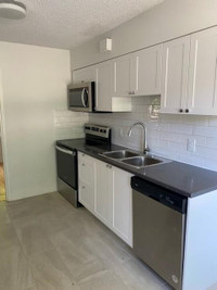 ASK US ABOUT OUR FREE MEMBERPERKS PROGRAM FOR RESIDENTS. Fully renovated spacious 2 & 3 bedroom town... (image 6)