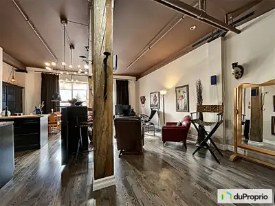 TRÈS RARE SUR LE MARCHÉ ! Grand LOFT URBAIN de style industriel au coeur du QUARTIER ST-ROCK de Québ...