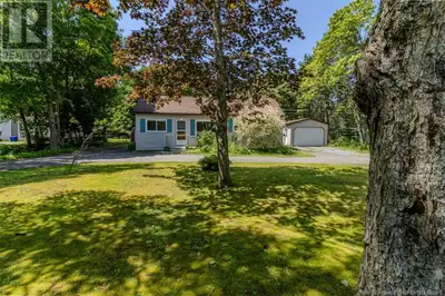You will welcome the opportunity to view this one level bungalow right on Hampton Road, near the hig...